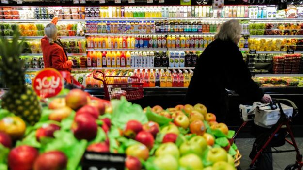 shopping in december inflation down