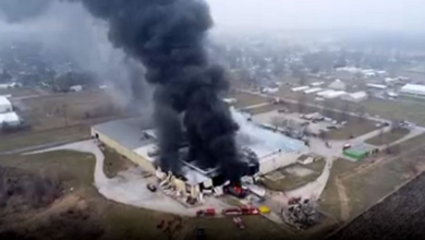 Several people injured in an explosion at an Iowa plant officials say