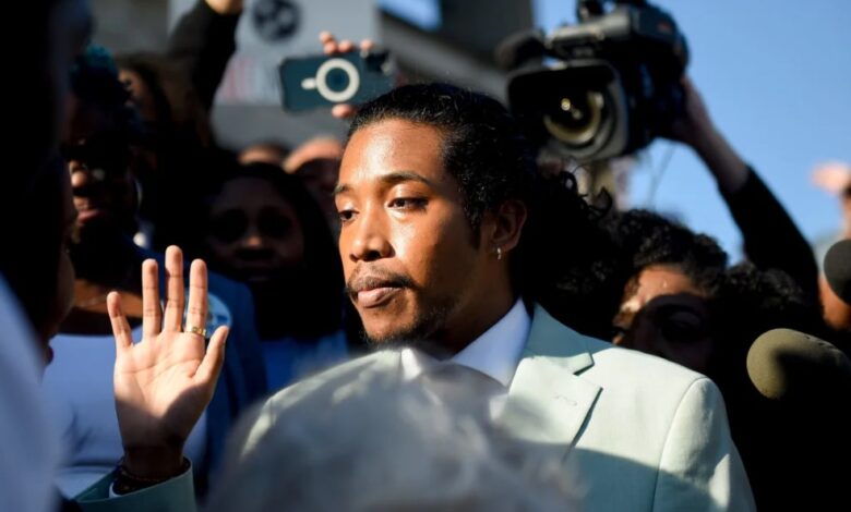 Nashville sends Justin Jones back to the Tennessee House after Expulsion. Nashville sends Justin Jones back to the Tennessee House after Expulsion.