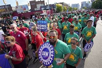 Brownstone Worldwide: Auto Industry Navigates Potential Strike Brownstone Worldwide: Auto Industry Navigates Potential Strike