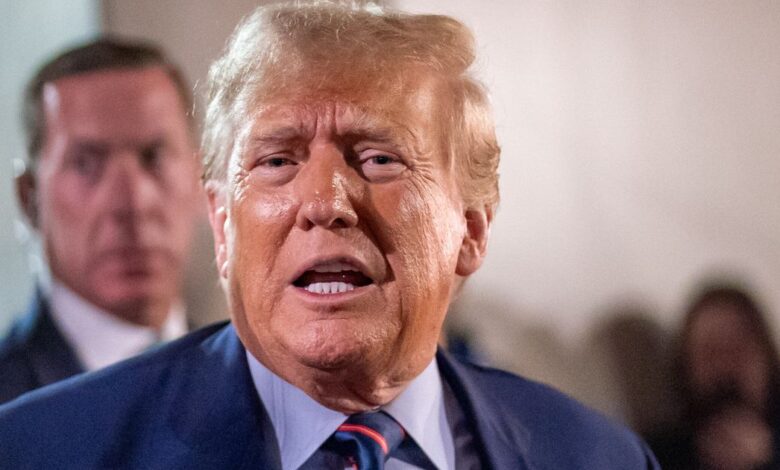 City Hall Evacuated After Bomb Threat in Town Where Trump Claimed Immigrants Are Eating Pets City Hall Evacuated After Bomb Threat in Town Where Trump Claimed Immigrants Are Eating Pets