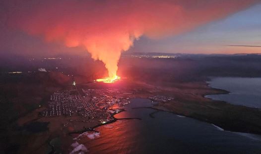Iceland’s Peninsula Witnesses Third Lava Flow from Volcano Iceland’s Peninsula Witnesses Third Lava Flow from Volcano