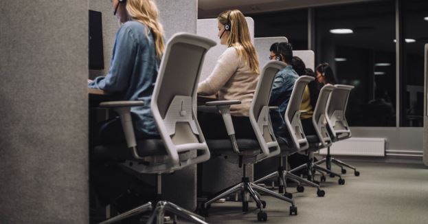 Teleperformance Shares Tumble Amid CEO’s Stance on AI’s Limitations Teleperformance Shares Tumble Amid CEO’s Stance on AI’s Limitations