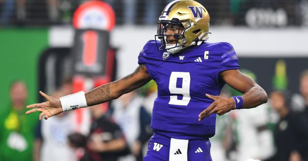 Raiders Secure Key Positions with Right Tackle and Quarterback Picks in 3-Round NFL Mock Draft Raiders Secure Key Positions with Right Tackle and Quarterback Picks in 3-Round NFL Mock Draft