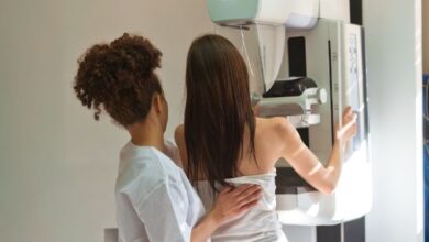 New Guidelines Recommend Mammograms Starting at Age 40
