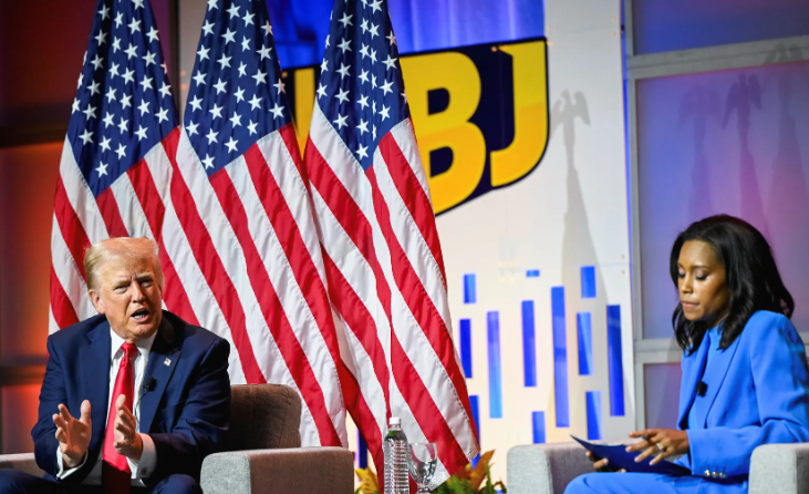 Donald Trump Falsely Suggests Kamala Harris ‘Happened to Turn Black’ Donald Trump Falsely Suggests Kamala Harris ‘Happened to Turn Black’