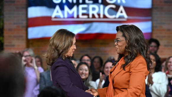 Kamala Harris Joins Oprah at Star-Studded ‘Unite for America’ Rally in Michigan Battleground Kamala Harris Joins Oprah at Star-Studded ‘Unite for America’ Rally in Michigan Battleground