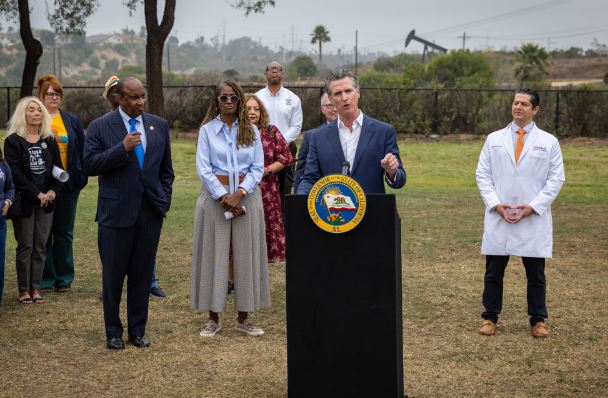 Los Angeles Shuts Down Orphan Oil and Gas Wells in BIPOC Communities Los Angeles Shuts Down Orphan Oil and Gas Wells in BIPOC Communities