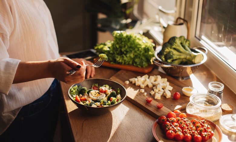 Confused about nutrition? Here are 6 expert tips to help you eat healthier Confused about nutrition? Here are 6 expert tips to help you eat healthier