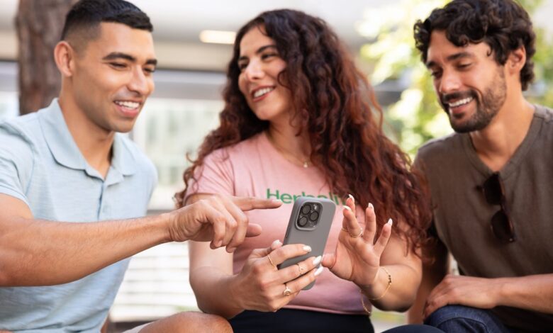 Survey unveils surge in entrepreneurial optimism among young Americans Survey unveils surge in entrepreneurial optimism among young Americans