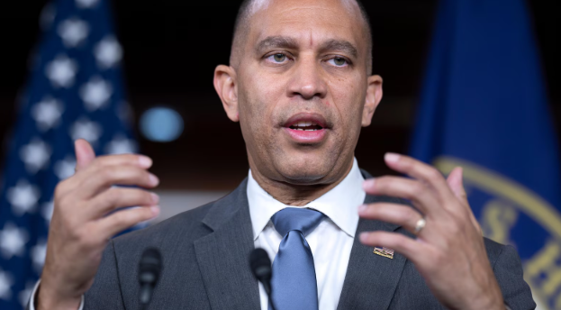 Hakeem Jeffries Re-Elected House Democratic Leader Despite Party Setbacks Hakeem Jeffries Re-Elected House Democratic Leader Despite Party Setbacks