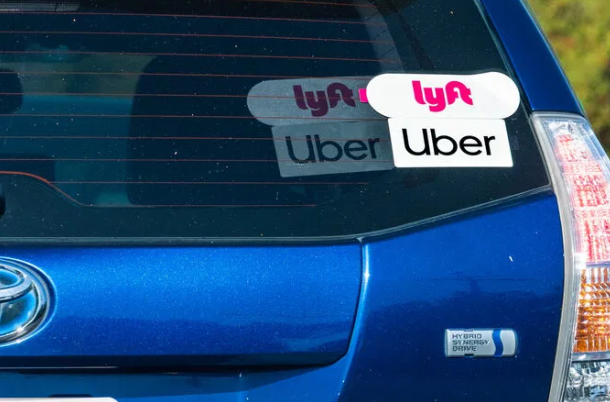 Uber and Lyft Offer Half-Off Rides to Polls on Election Day Uber and Lyft Offer Half-Off Rides to Polls on Election Day