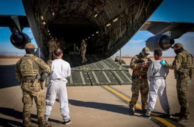 U.S. Deports 170 Venezuelan Migrants From Guantanamo Bay Amid Legal Scrutiny of Trump’s Crackdown U.S. Deports 170 Venezuelan Migrants From Guantanamo Bay Amid Legal Scrutiny of Trump’s Crackdown
