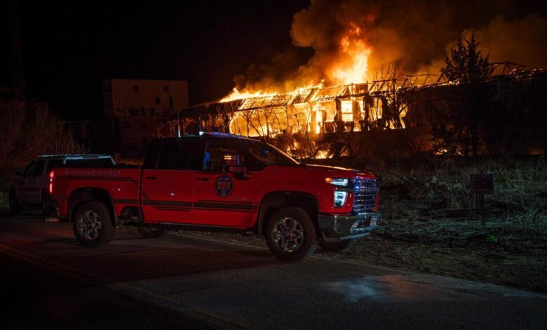Abandoned Sugar Mill factory near Longmont catches fire overnight Abandoned Sugar Mill factory near Longmont catches fire overnight