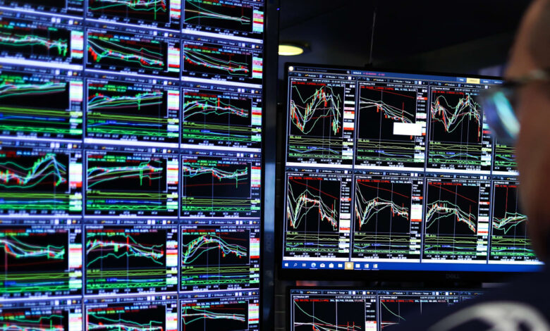 Bonds as protection play against stock market volatility Bonds as protection play against stock market volatility