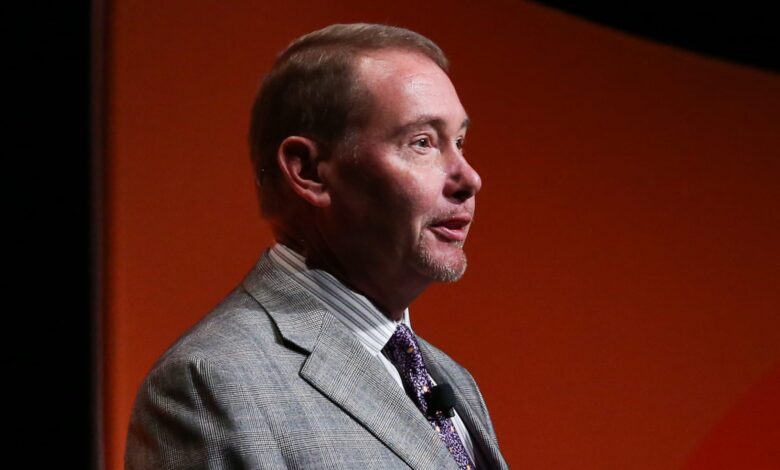 DoubleLine’s Gundlach sees more risk coming, greater chance of recession DoubleLine’s Gundlach sees more risk coming, greater chance of recession