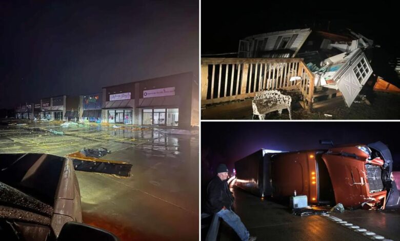 Missouri tornadoes leave 2 dead after storm sweeps through state amid severe weather outbreak Missouri tornadoes leave 2 dead after storm sweeps through state amid severe weather outbreak