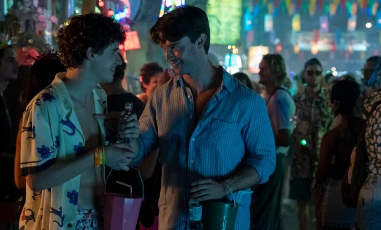 White Lotus Cast’s Quotes About Incest Vibes Between Lochlan, Saxon White Lotus Cast’s Quotes About Incest Vibes Between Lochlan, Saxon