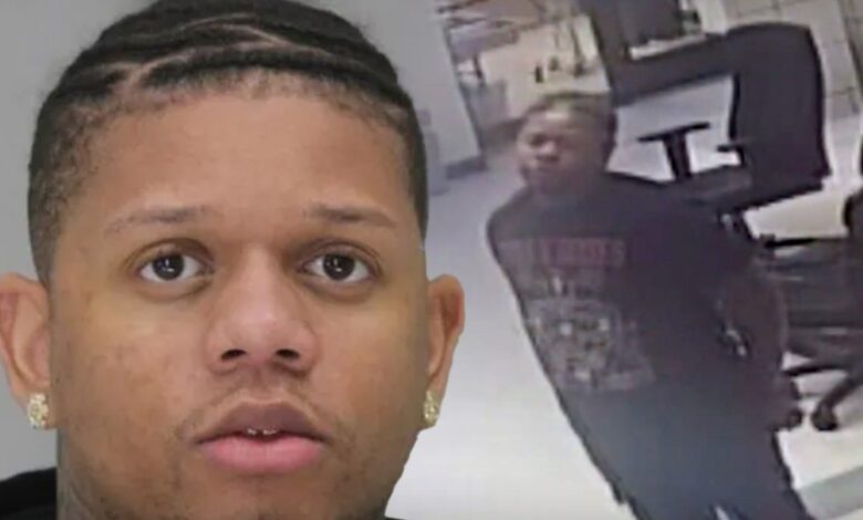 Yella Beezy Seen on Video in Cuffs Surrounded by Cops in Dallas Jail Yella Beezy Seen on Video in Cuffs Surrounded by Cops in Dallas Jail
