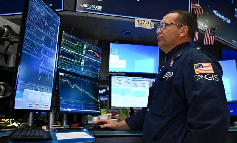 Stocks shift into reverse as Trump rolls out new auto tariffs