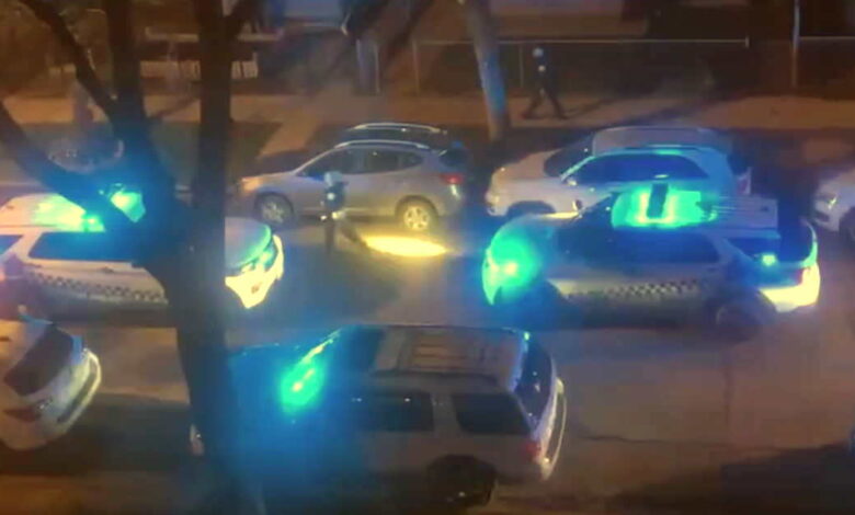 2 men seriously injured in Albany Park knife fight 2 men seriously injured in Albany Park knife fight