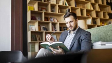8 Must-Read Personal Finance Books To Grow Your Wealth in 2025