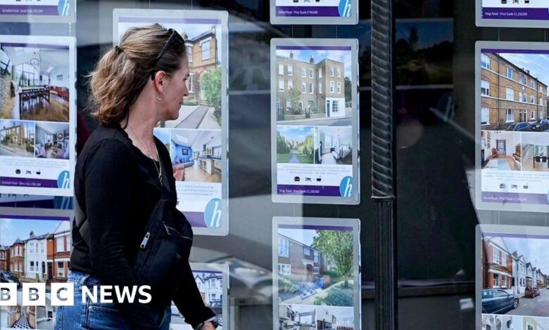 Barclays cuts rates on some mortgages to below 4% Barclays cuts rates on some mortgages to below 4%