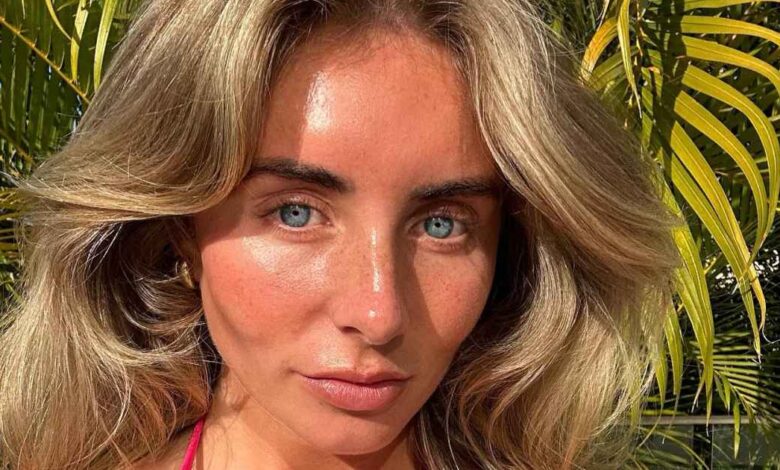 Bonnie Blue Reveals How Much Money She Makes on OnlyFans Bonnie Blue Reveals How Much Money She Makes on OnlyFans