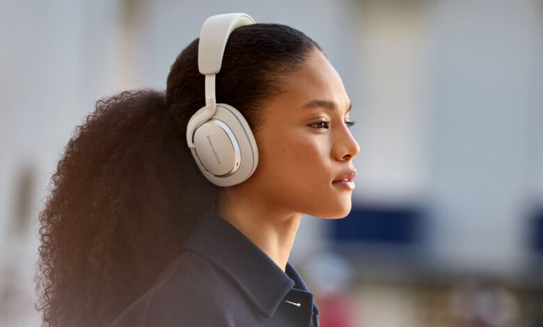 Bowers & Wilkins announces the all-new Px7 S3 wireless headphones