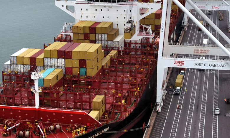Businesses are trying to pass tariff costs onto customers: Fed report Businesses are trying to pass tariff costs onto customers: Fed report