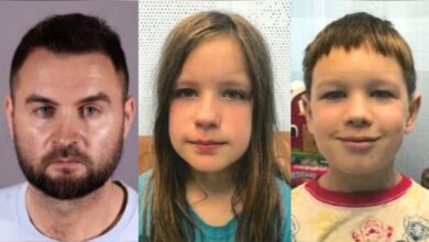 California father abducts children, possibly going to Ukraine