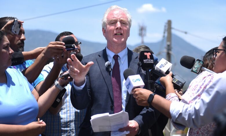 Senator heads to El Salvador to find Maryland migrant deported erroneously by Trump Senator heads to El Salvador to find Maryland migrant deported erroneously by Trump
