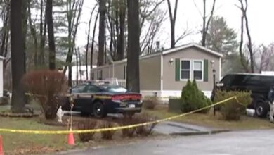 Cops fatally shoot woman who pointed gun at them in Deerpark, New York