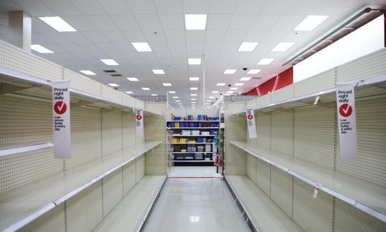 Empty shelves, trucking layoffs lead to recession in Apollo’s trade war timeline