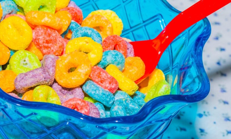 FDA stops short of synthetic food dye ban, calls on industry to stop use