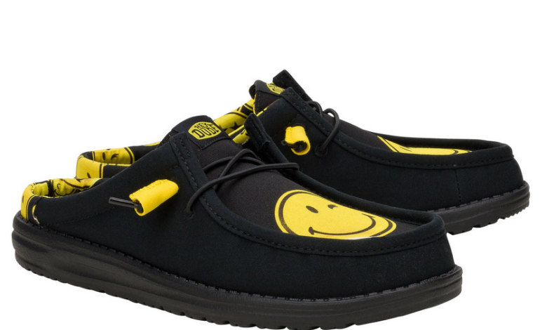 Spread Good Vibes with Every Step: The HEYDUDE™ | SMILEYWORLD® Wally Slip Spread Good Vibes with Every Step: The HEYDUDE™ | SMILEYWORLD® Wally Slip