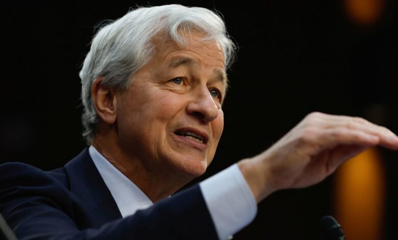 Jamie Dimon expects S&P 500 earnings estimates to fall amid uncertainty