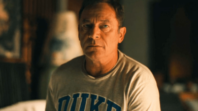 Jason Isaacs Says Duke Wanted to Go Viral with White Lotus Shirt Drama