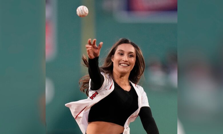 Former NCAA woman of the year, 5 other family members killed in upstate New York plane crash Former NCAA woman of the year, 5 other family members killed in upstate New York plane crash