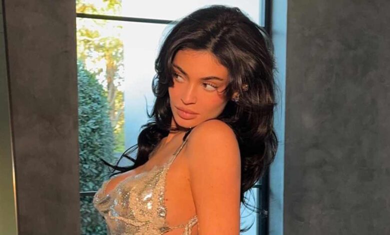 Kylie Jenner Golden Globes 2025: Iconic Style and Doubts Kylie Jenner Golden Globes 2025: Iconic Style and Doubts