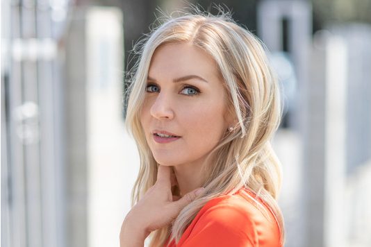 Rhea Seehorn to Receive SeriesFest Excellence in Acting Award Rhea Seehorn to Receive SeriesFest Excellence in Acting Award