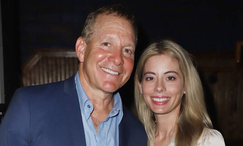 Steve Guttenberg Didn’t Want to ‘Waste’ Time Before Filing for Divorce Steve Guttenberg Didn’t Want to ‘Waste’ Time Before Filing for Divorce
