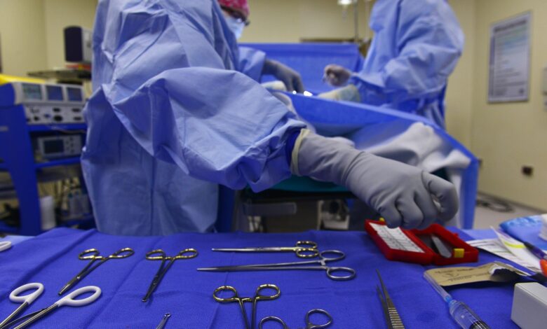 Tiny plastic particles found in artery-clogging plaque in the neck Tiny plastic particles found in artery-clogging plaque in the neck