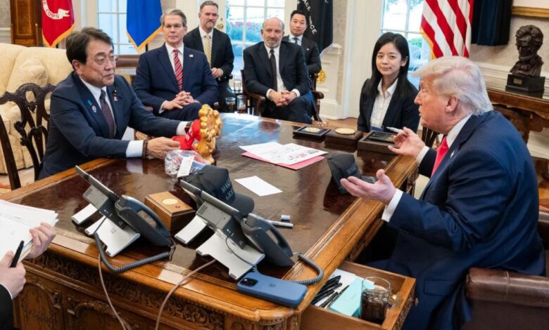 Trump team needs a trade deal to stop investor panic