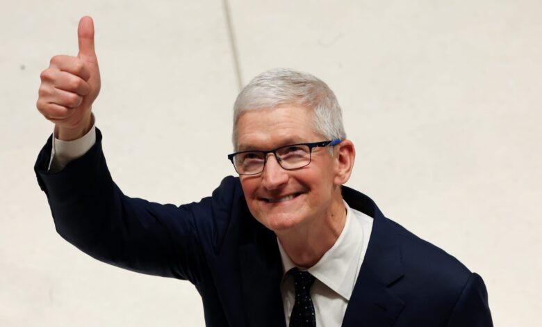UK loses bid to keep Apple appeal against iPhone ‘backdoor’ a secret UK loses bid to keep Apple appeal against iPhone ‘backdoor’ a secret