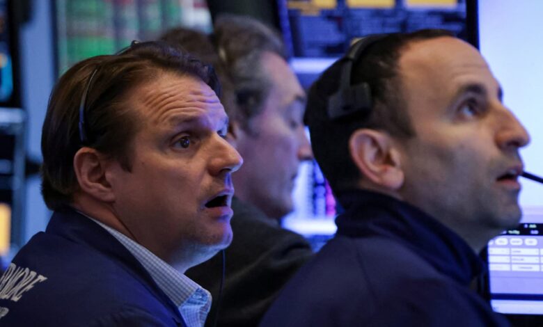 Why dividend stocks may be more like bonds in a volatile market Why dividend stocks may be more like bonds in a volatile market