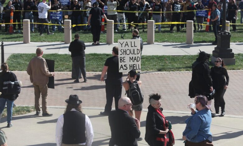 4 arrested after Satanist group attempts to hold Black Mass at Kansas Statehouse 4 arrested after Satanist group attempts to hold Black Mass at Kansas Statehouse