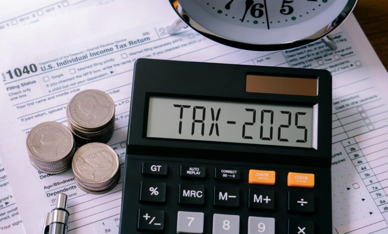 Worried about making the April 15 tax deadline? Here’s how to file an extension. Worried about making the April 15 tax deadline? Here’s how to file an extension.