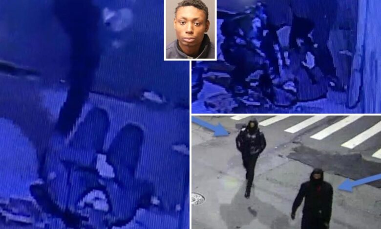 Brutal video shows masked thugs stomping on off-duty NYPD cop’s face in brazen robbery Brutal video shows masked thugs stomping on off-duty NYPD cop’s face in brazen robbery