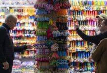Chinese factories halt, restart work to mitigate U.S. tariff disruption